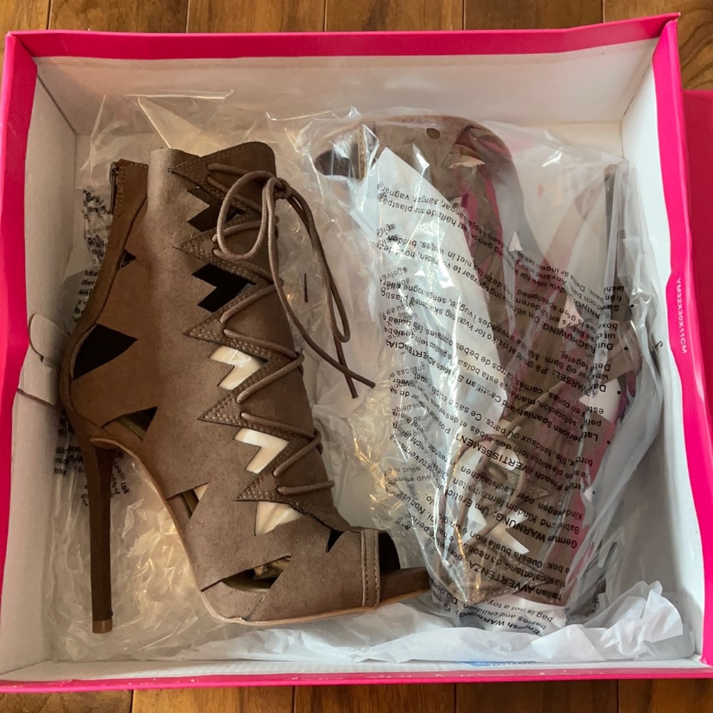 Shoe Dazzle dark taupe, over the ankle heels